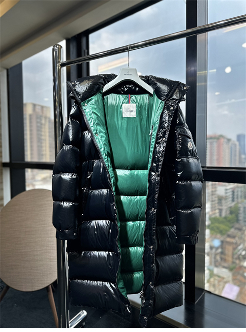 Moncler 몽클레어 하노베리안 Hanoverian 롱 다운 패딩 자켓 레플리카 8번 이미지 - 의류 | 세미샵 레플리카 사이트