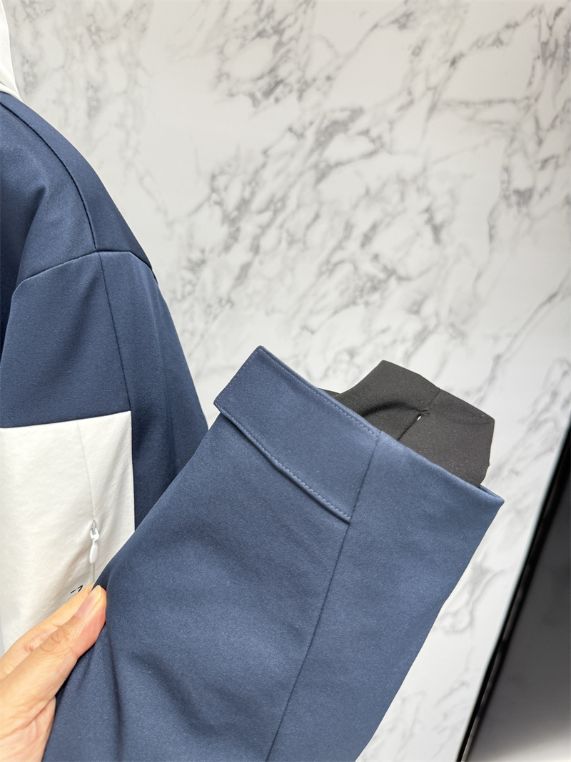 Moncler 몽클레어 25FW 캐주얼 다운 패딩 자켓 레플리카 10번 이미지 - 의류 | 세미샵 레플리카 사이트