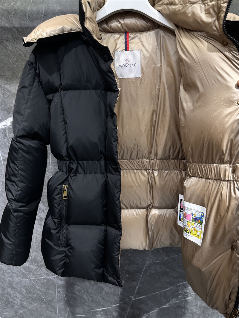 Moncler 몽클레어 Agneux 아그녹스 스퀘어 퀼팅 후드 숏 다운 패딩 자켓 레플리카 21번 이미지 - 의류 | 세미샵 레플리카 사이트