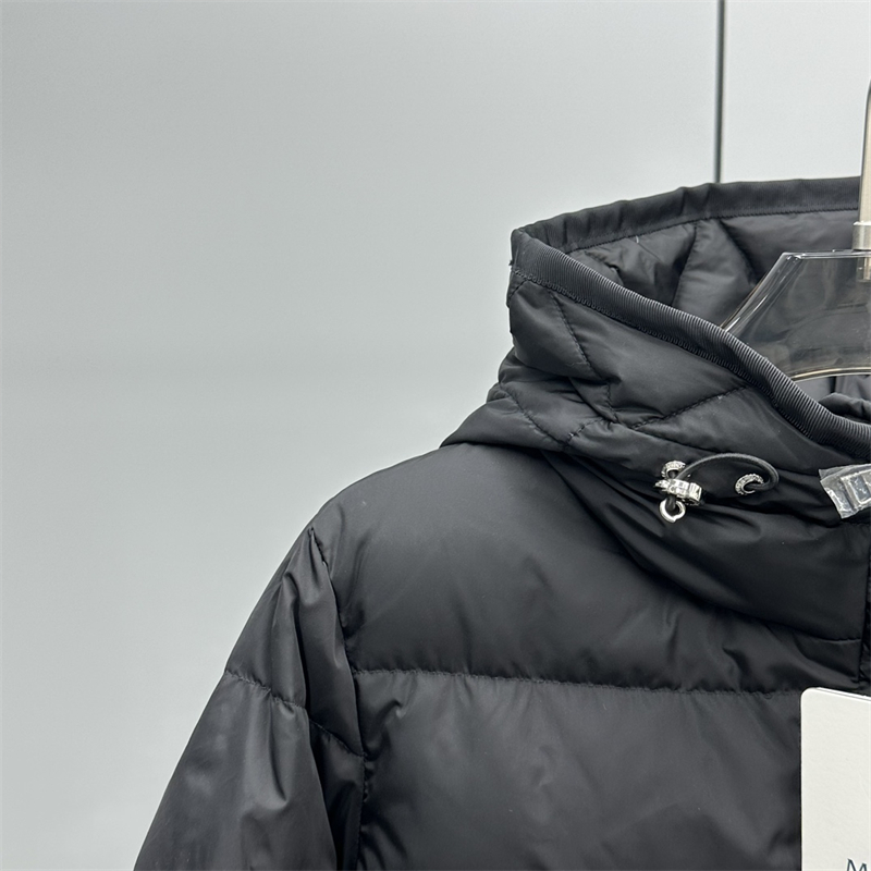 Moncler 몽클레어 Avoce 아보체 숏 다운 패딩 자켓 레플리카 7번 이미지 - 의류 | 세미샵 레플리카 사이트