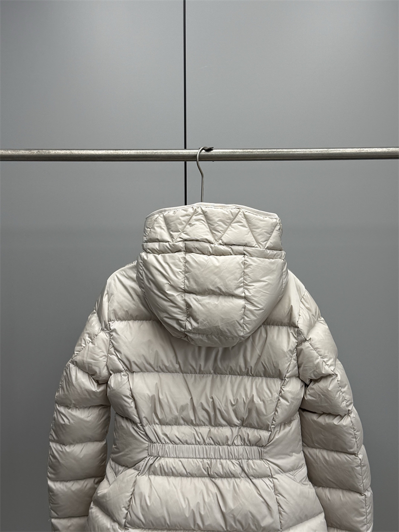 Moncler 몽클레어 Avoce 아보체 숏 다운 패딩 자켓 레플리카 25번 이미지 - 의류 | 세미샵 레플리카 사이트