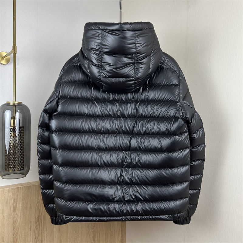 Moncler 몽클레어 Besines 베시네스 숏 다운 패딩 자켓 레플리카 10번 이미지 - 의류 | 세미샵 레플리카 사이트