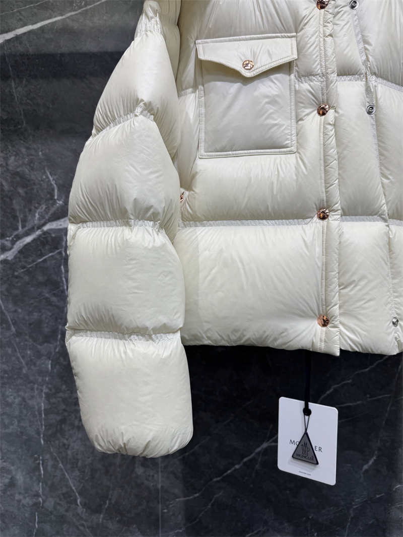 Moncler 몽클레어 Erea 에레아 퀼팅 숏 다운 패딩 자켓 레플리카 14번 이미지 - 의류 | 세미샵 레플리카 사이트
