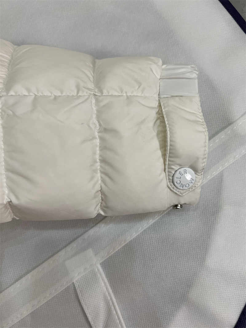 Moncler 몽클레어 Galion 갈리온 숏 다운 패딩 자켓 레플리카 9번 이미지 - 의류 | 세미샵 레플리카 사이트