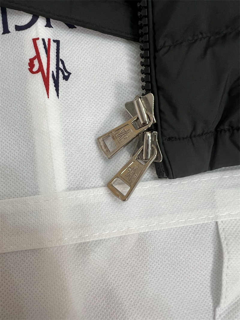 Moncler 몽클레어 Galion 갈리온 숏 다운 패딩 자켓 레플리카 17번 이미지 - 의류 | 세미샵 레플리카 사이트