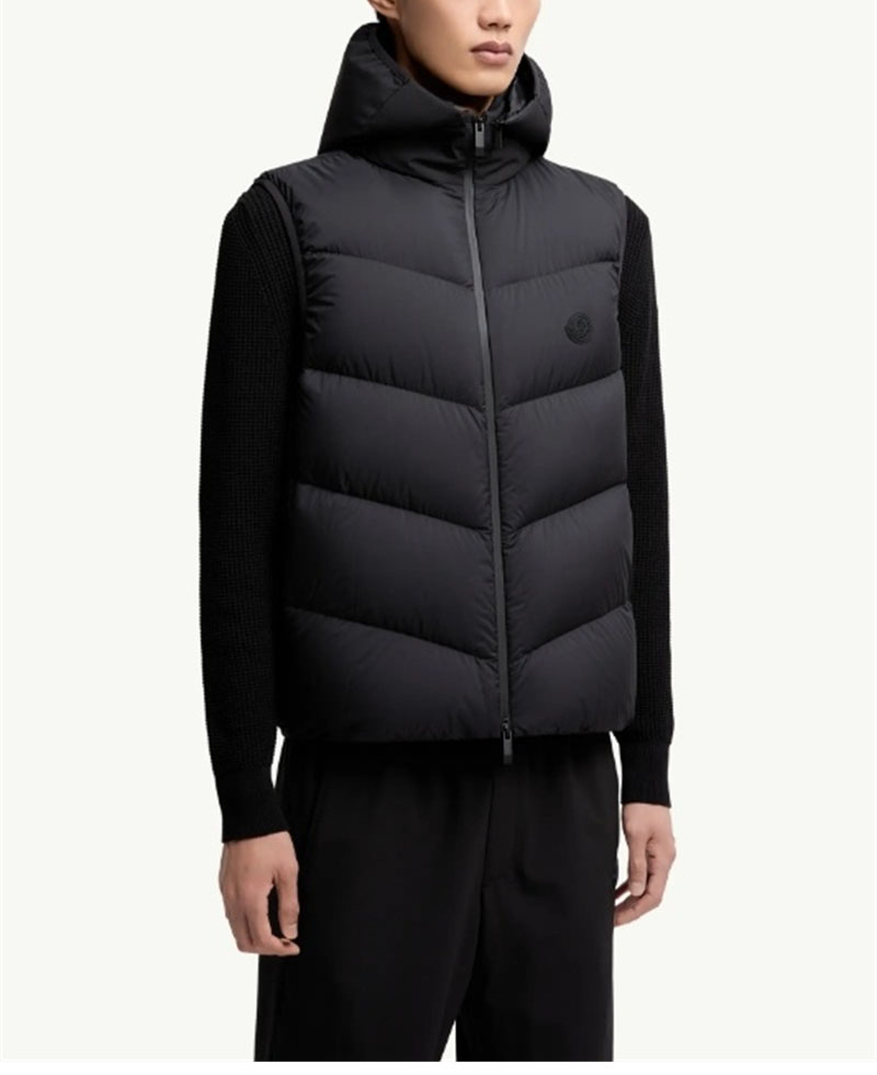 Moncler 몽클레어 Guersac 게르삭 퀼팅 후드 다운 패딩 베스트 조끼 레플리카 3번 이미지 - 의류 | 세미샵 레플리카 사이트