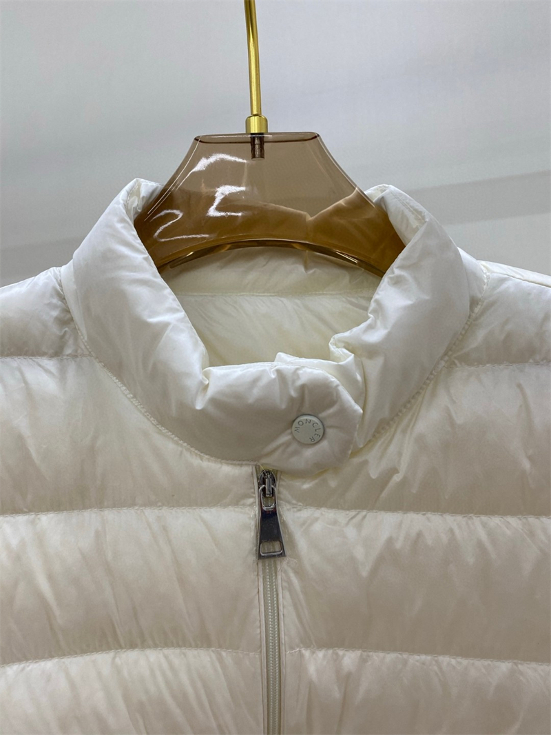 몽클레어 몽클레어 Lans 란스 숏 다운 경량 다운 패딩 자켓 레플리카 3번 이미지 - 의류 | 세미샵 레플리카 사이트