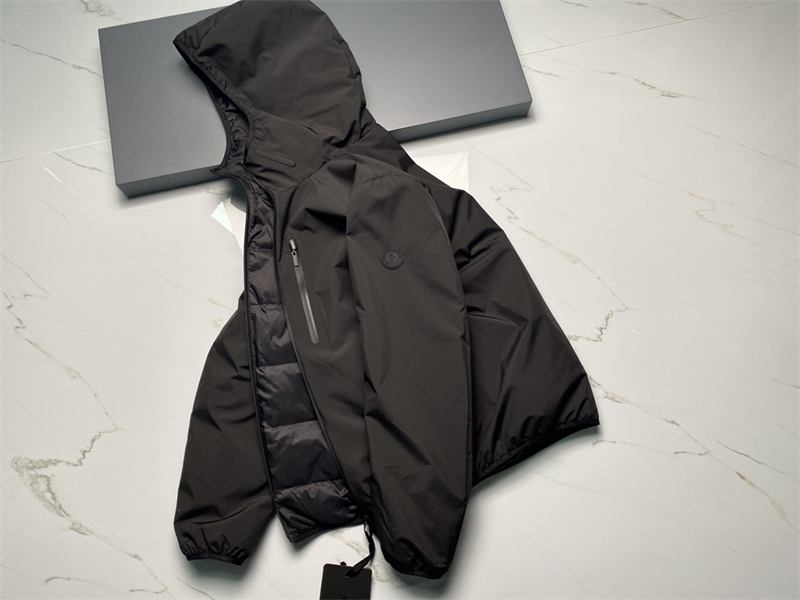 Moncler 몽클레어 Lausfer 라우스퍼 다운 자켓 레플리카 25번 이미지 - 의류 | 세미샵 레플리카 사이트