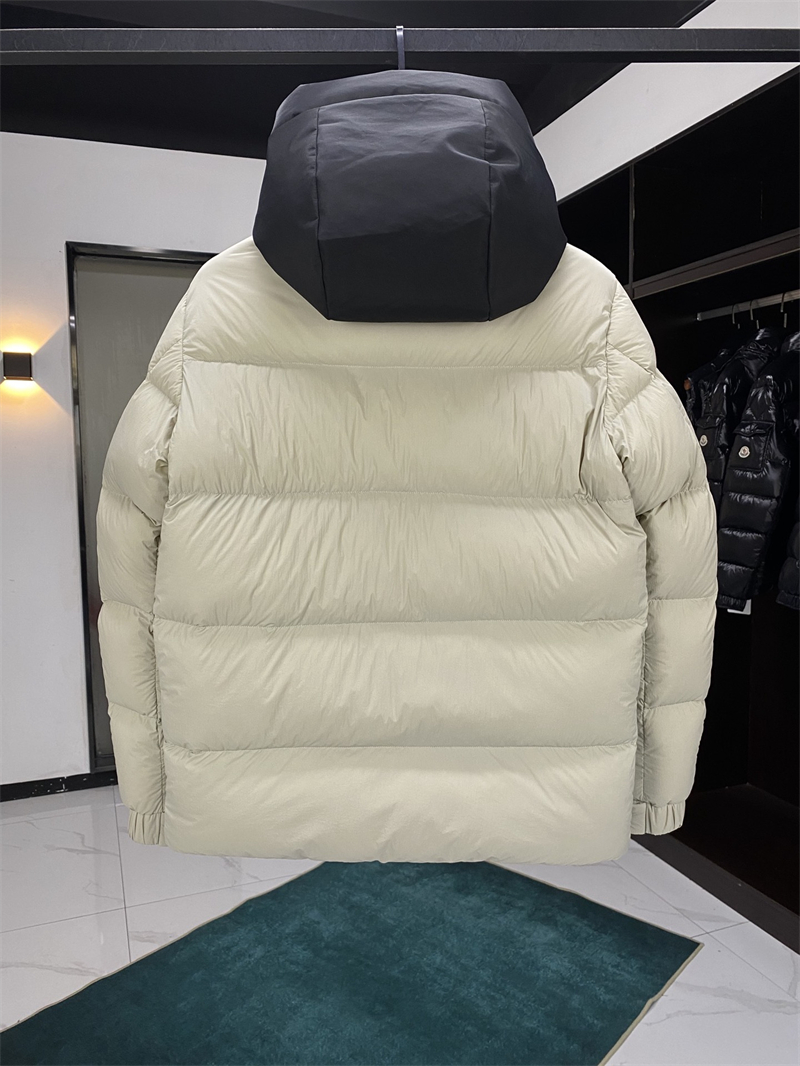 Moncler 몽클레어 Madeira 마데이라 숏 다운 패딩 자켓 레플리카 5번 이미지 - 의류 | 세미샵 레플리카 사이트