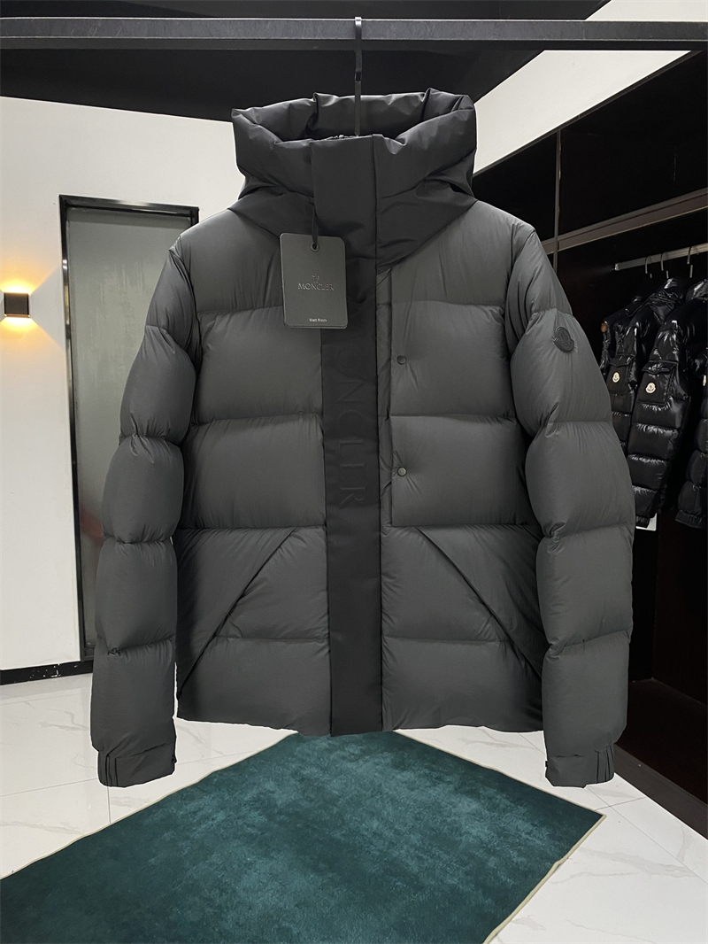Moncler 몽클레어 Madeira 마데이라 숏 다운 패딩 자켓 레플리카 14번 이미지 - 의류 | 세미샵 레플리카 사이트