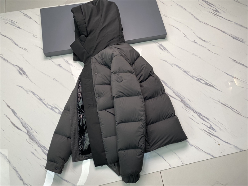 Moncler 몽클레어 Madeira 마데이라 숏 다운 패딩 자켓 레플리카 17번 이미지 - 의류 | 세미샵 레플리카 사이트