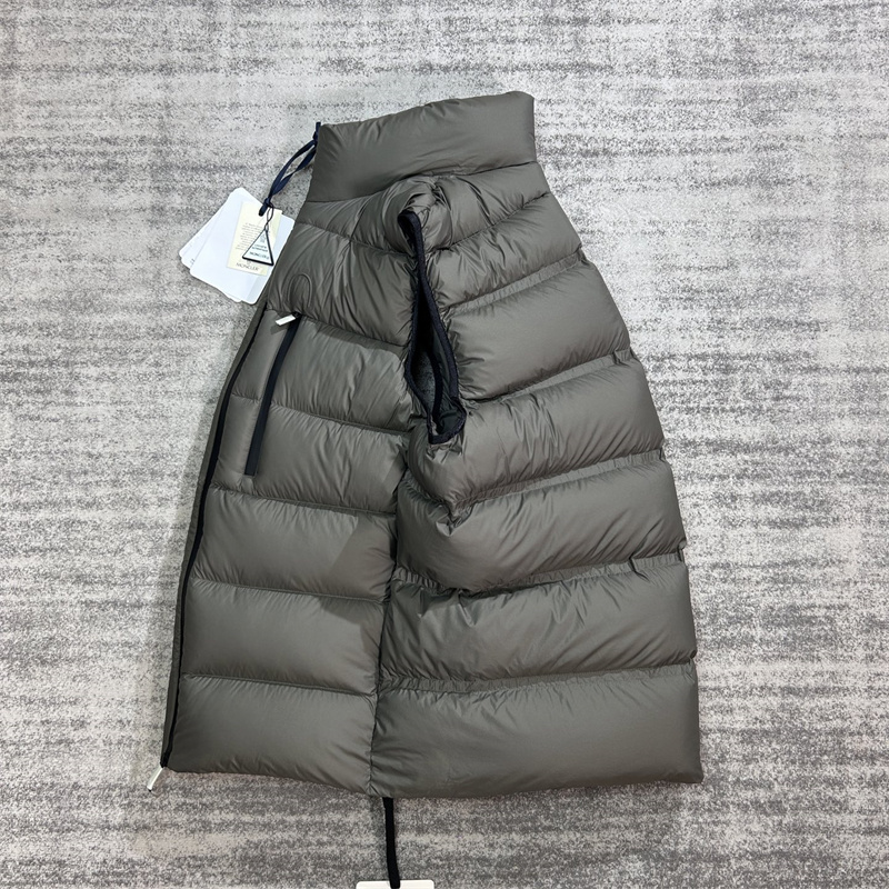 Moncler 몽클레어 Matt 매트 다운 패딩 베스트 조끼 레플리카 9번 이미지 - 의류 | 세미샵 레플리카 사이트