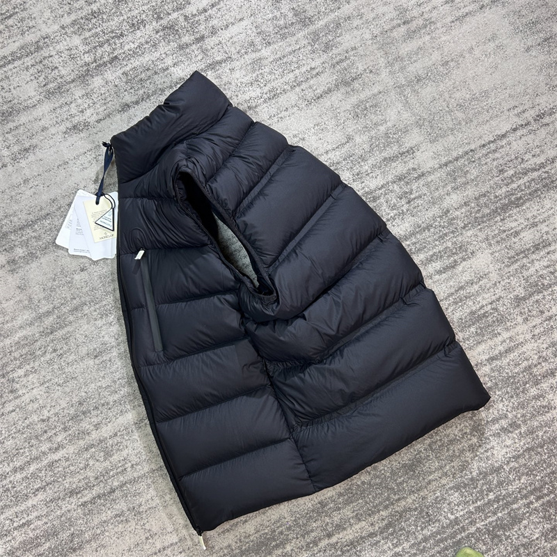 Moncler 몽클레어 Matt 매트 다운 패딩 베스트 조끼 레플리카 19번 이미지 - 의류 | 세미샵 레플리카 사이트