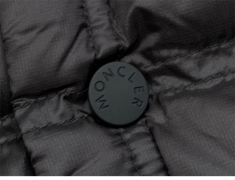 Moncler 몽클레어 Nantu 난투 다운 패딩 베스트 조끼 레플리카 12번 이미지 - 의류 | 세미샵 레플리카 사이트