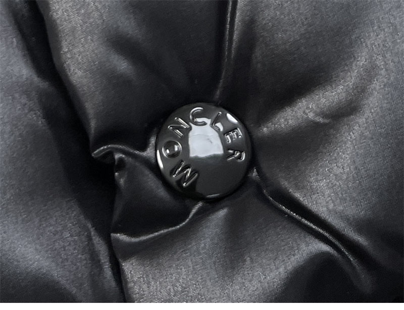 Moncler 몽클레어 Tibb 티브 다운 베스트 레플리카 13번 이미지 - 의류 | 세미샵 레플리카 사이트