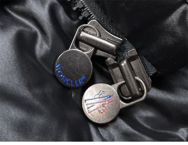 Moncler 몽클레어 Tibb 티브 다운 베스트 레플리카 14번 이미지 - 의류 | 세미샵 레플리카 사이트