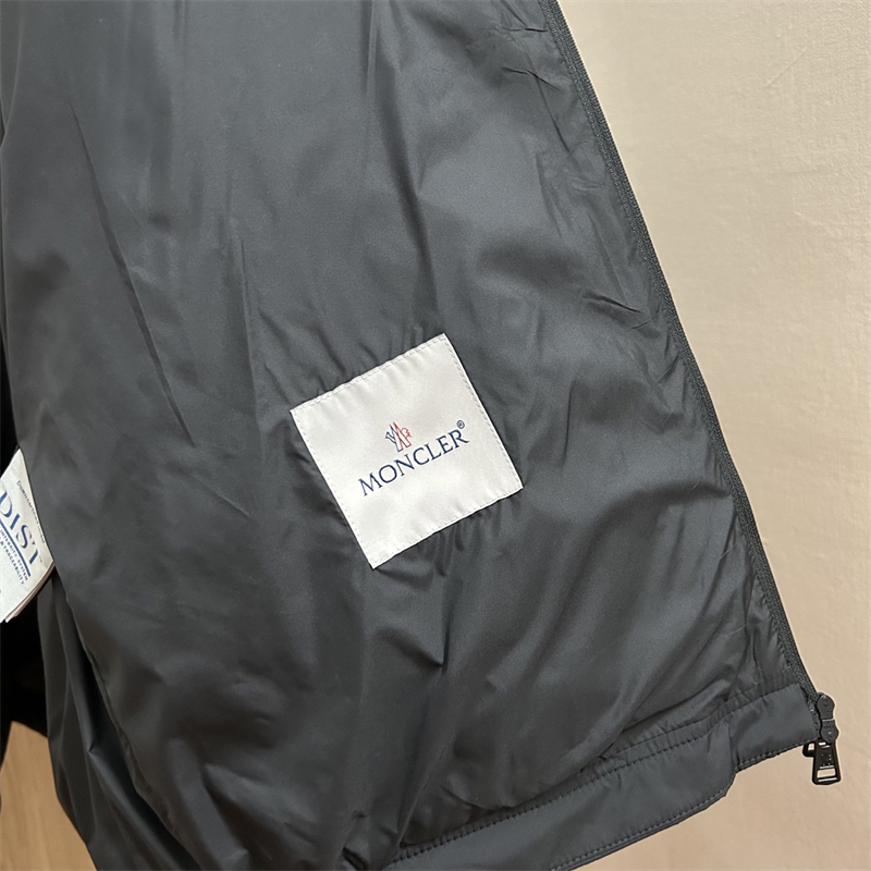 Moncler 몽클레어 Verney 버니 3-in-1 숏 다운 자켓 레플리카 9번 이미지 - 의류 | 세미샵 레플리카 사이트