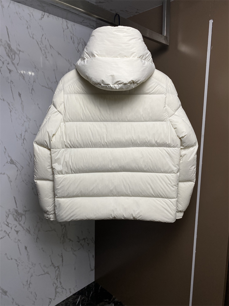 Moncler 몽클레어 Vezere 베제르 다운 패딩 자켓 레플리카 6번 이미지 - 의류 | 세미샵 레플리카 사이트