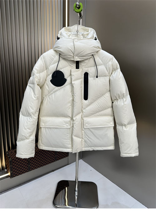 Moncler 몽클레어 x 퍼렐 체스트넛 다운 패딩 자켓 레플리카 12번 이미지 - 의류 | 세미샵 레플리카 사이트