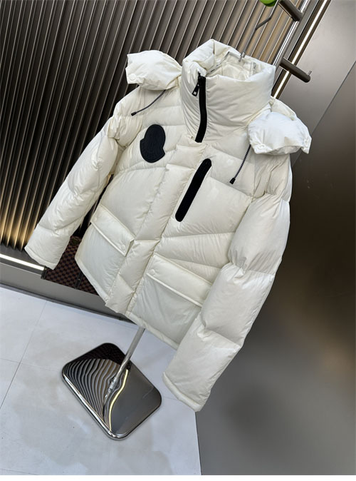 Moncler 몽클레어 x 퍼렐 체스트넛 다운 패딩 자켓 레플리카 13번 이미지 - 의류 | 세미샵 레플리카 사이트