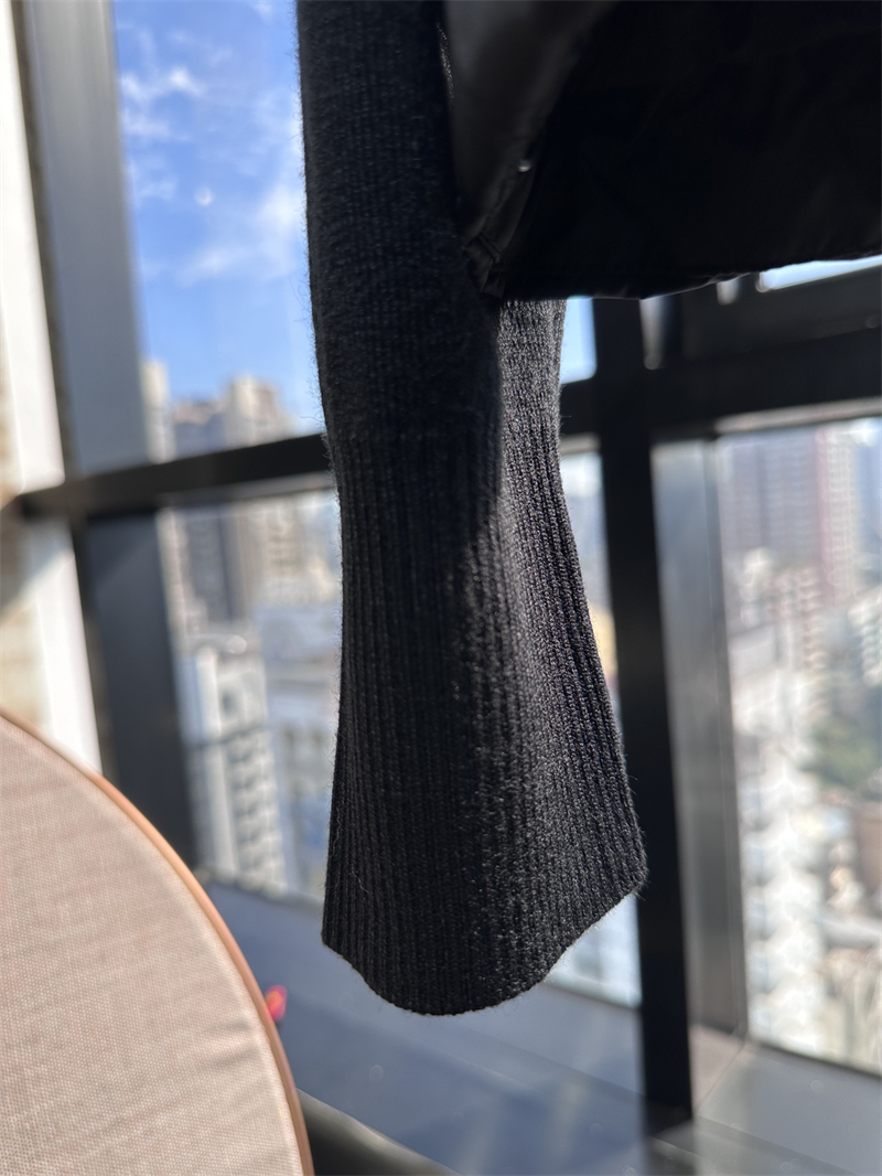 캐나다구스 캐나다구스 하이브리드 퀼티드 니트 후드 자켓 화이트 레플리카 4번 이미지 - 의류 | 세미샵 레플리카 사이트