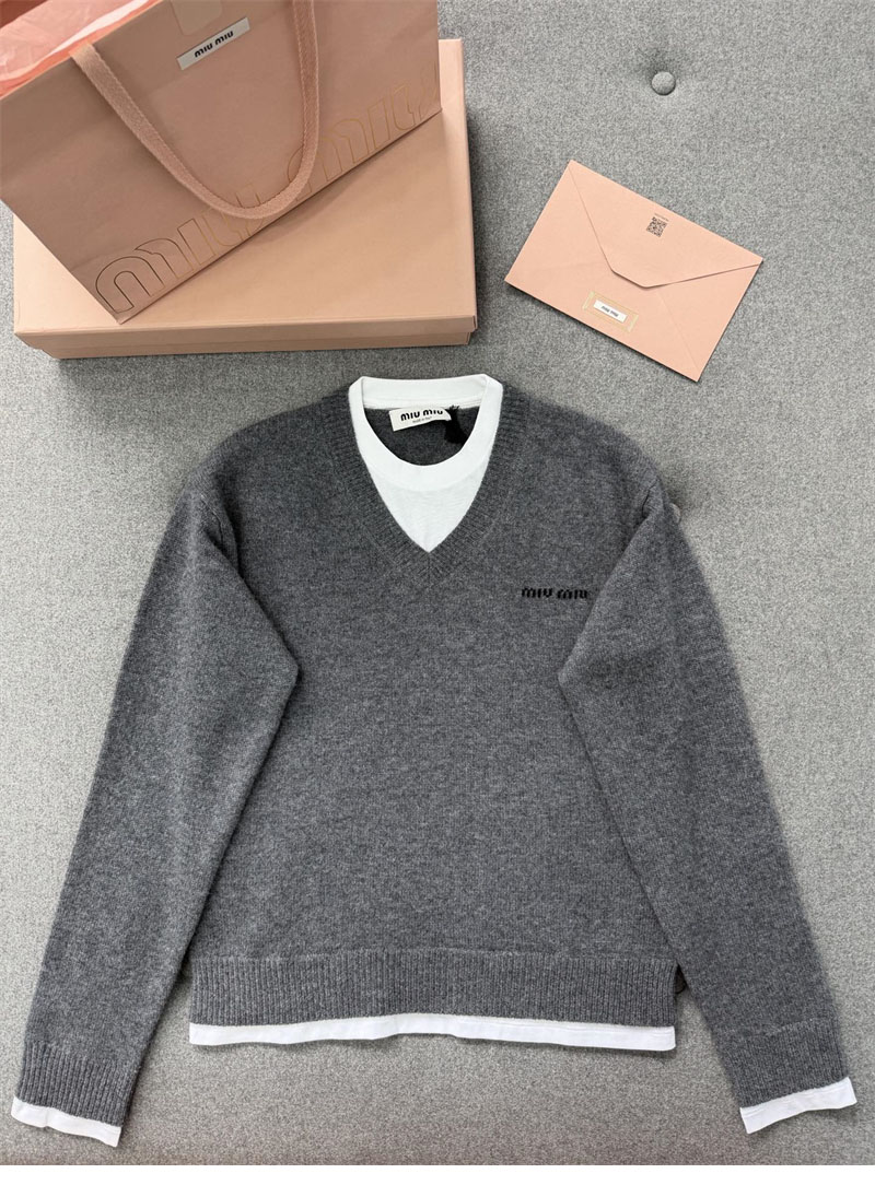 미우미우 미우미우 레이어드 캐시미어 스웨터（TJ공장） 레플리카 17번 이미지 - 의류 | 세미샵 레플리카 사이트