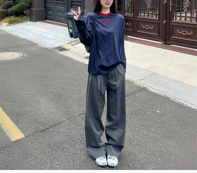 미우미우 미우미우 로고 자수 코튼 저지 긴팔 티셔츠 레플리카 9번 이미지 - 의류 | 세미샵 레플리카 사이트