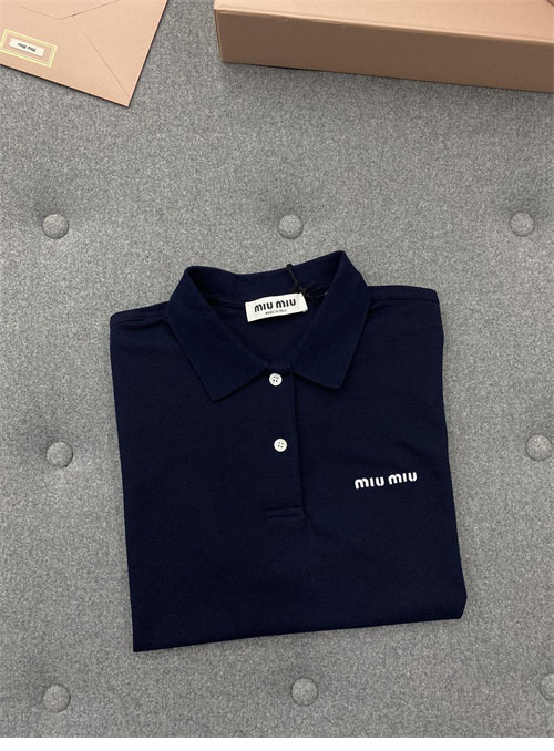 Miu Miu 미우미우 로고 자수 폴로 셔츠 2컬러 레플리카 19번 이미지 - 의류 | 세미샵 레플리카 사이트