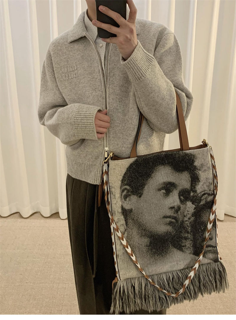 미우미우 미우미우 셰틀랜드 울 캐시미어 집업 가디건 레플리카 1번 이미지 - 의류 | 세미샵 레플리카 사이트