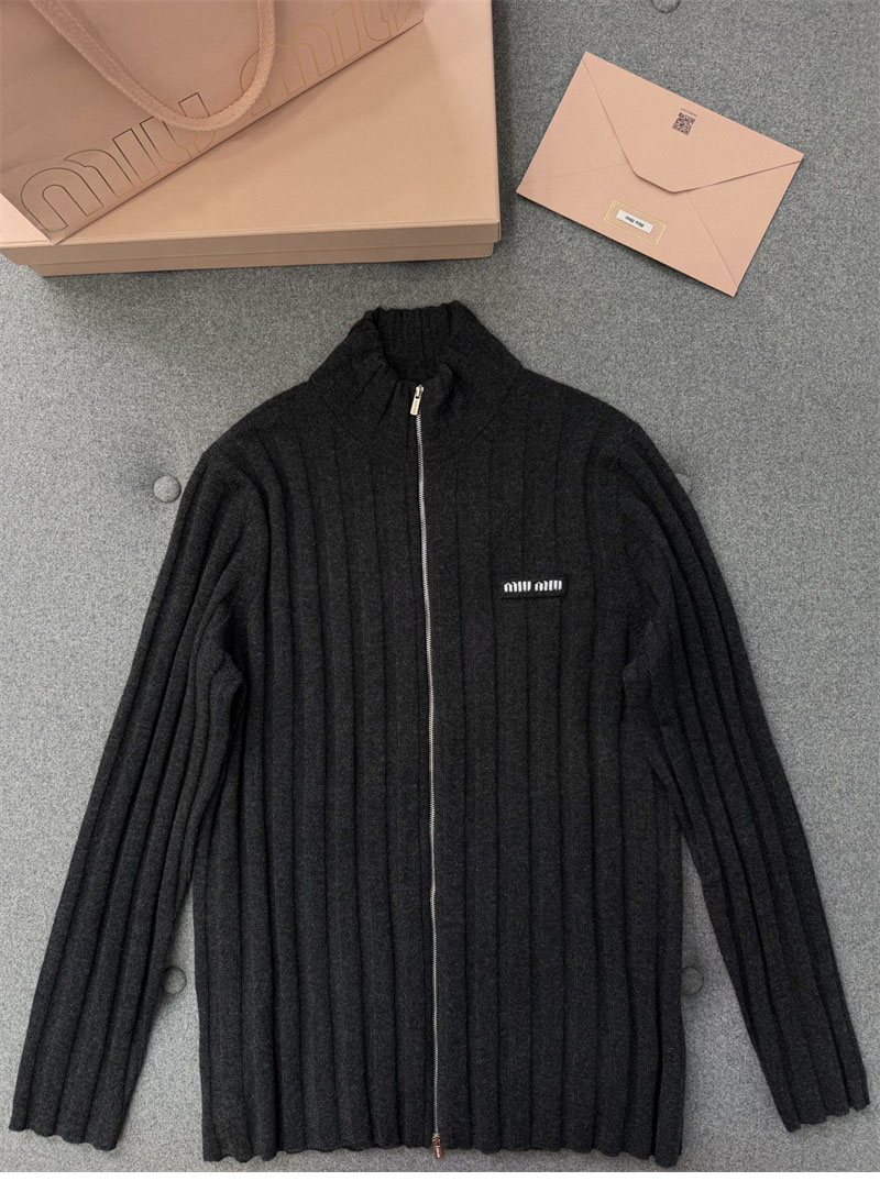 미우미우 미우미우 울 캐시미어 집업 가디건 레플리카 11번 이미지 - 의류 | 세미샵 레플리카 사이트