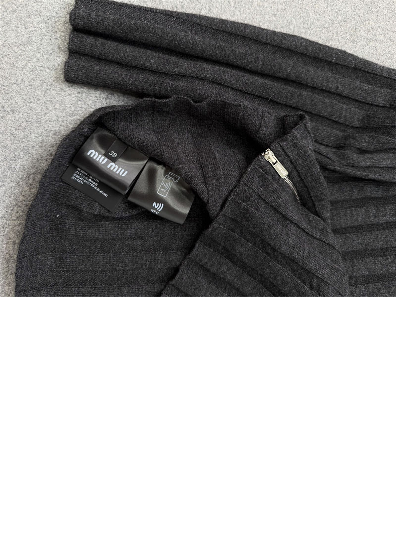 미우미우 미우미우 울 캐시미어 집업 가디건 레플리카 14번 이미지 - 의류 | 세미샵 레플리카 사이트