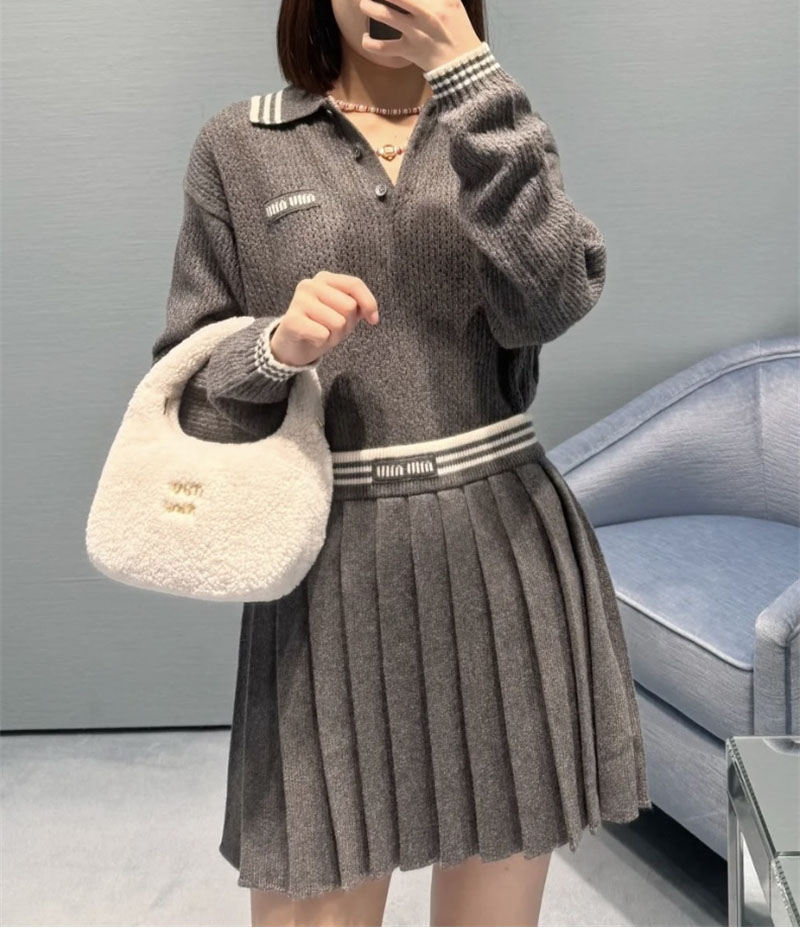 Miu Miu 미우미우 울 캐시미어 플리츠 미니 스커트 레플리카 3번 이미지 - 의류 | 세미샵 레플리카 사이트