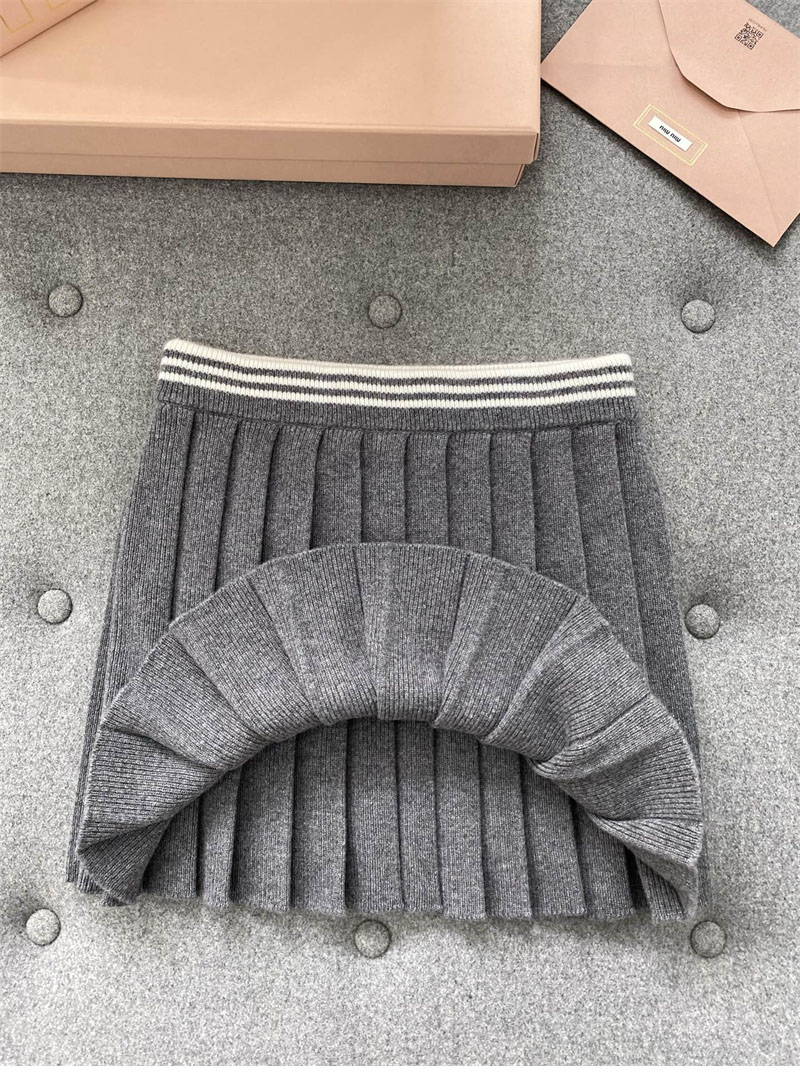 Miu Miu 미우미우 울 캐시미어 플리츠 미니 스커트 레플리카 12번 이미지 - 의류 | 세미샵 레플리카 사이트