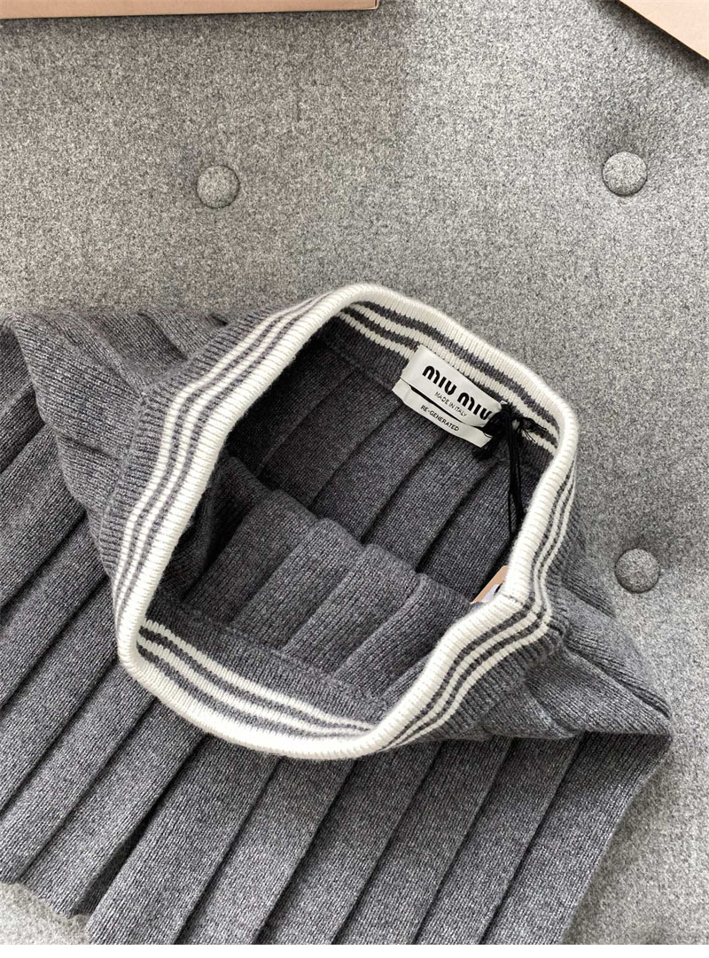 Miu Miu 미우미우 울 캐시미어 플리츠 미니 스커트 레플리카 14번 이미지 - 의류 | 세미샵 레플리카 사이트