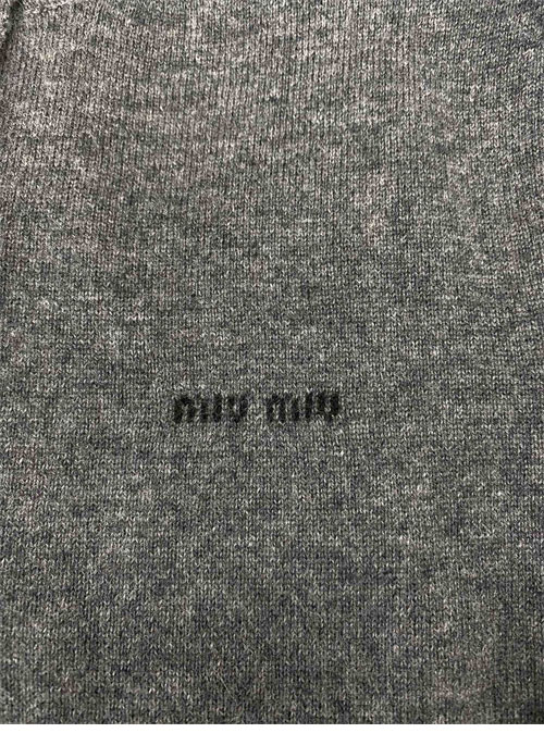 미우미우 미우미우 캐시미어 니트 가디건 레플리카 21번 이미지 - 의류 | 세미샵 레플리카 사이트