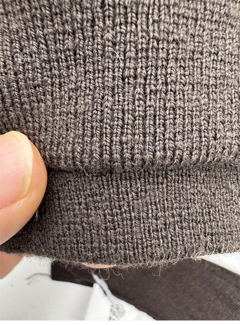 미우미우 미우미우 코튼 플리스 지퍼 블루종 자켓 레플리카 6번 이미지 - 의류 | 세미샵 레플리카 사이트