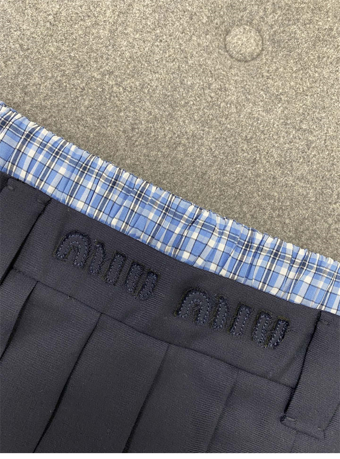 Miu Miu 미우미우 플리츠 바타비아 미니스커트 레플리카 16번 이미지 - 의류 | 세미샵 레플리카 사이트