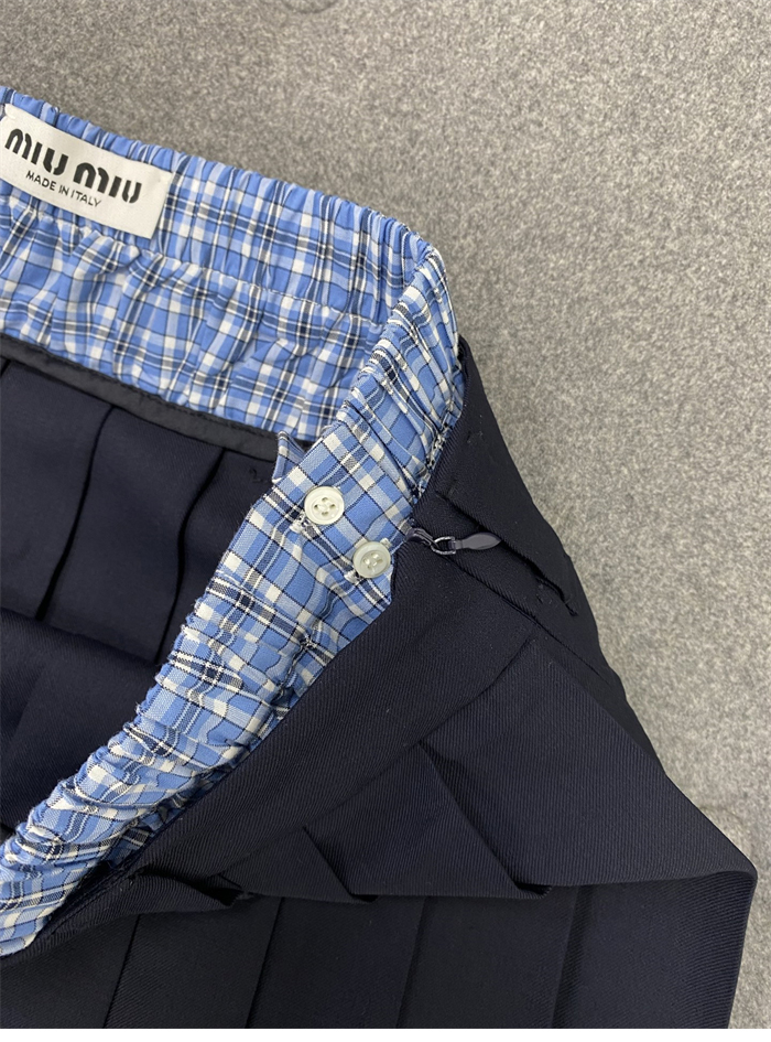 Miu Miu 미우미우 플리츠 바타비아 미니스커트 레플리카 21번 이미지 - 의류 | 세미샵 레플리카 사이트