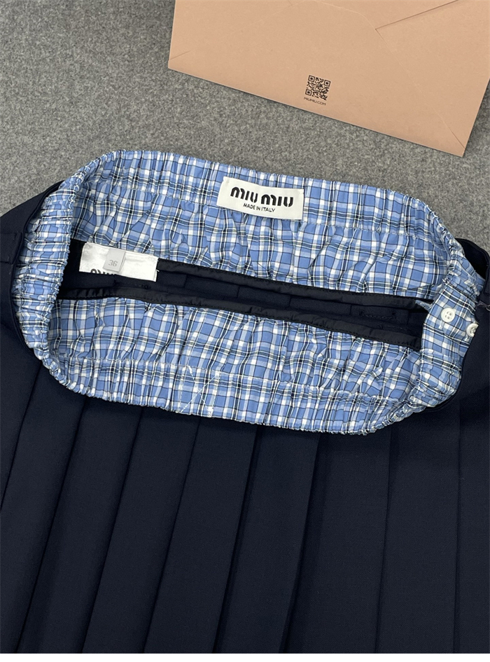 Miu Miu 미우미우 플리츠 바타비아 미니스커트 레플리카 24번 이미지 - 의류 | 세미샵 레플리카 사이트