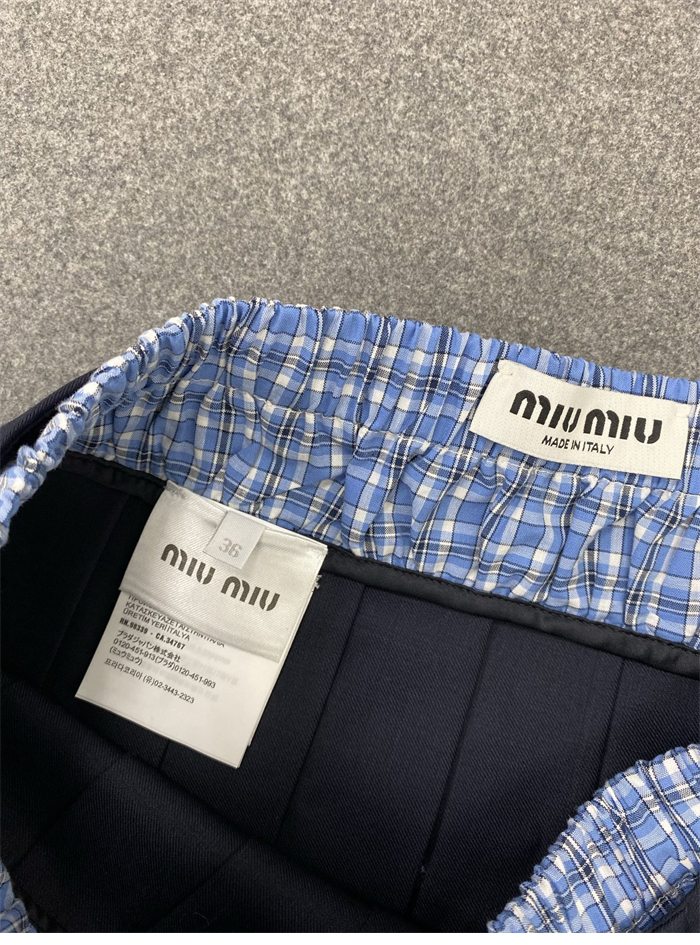 Miu Miu 미우미우 플리츠 바타비아 미니스커트 레플리카 25번 이미지 - 의류 | 세미샵 레플리카 사이트