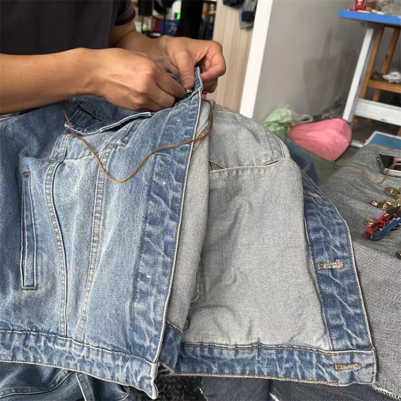 Miu Miu 미우미우 23FW 데님 블루종 자켓 레플리카 18번 이미지 - 의류 | 세미샵 레플리카 사이트