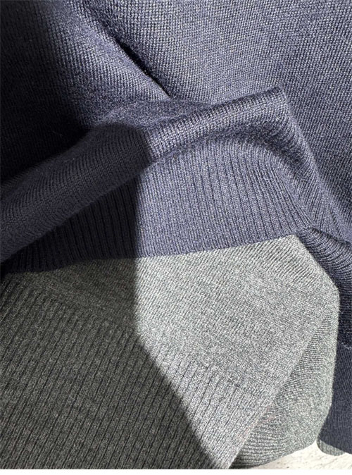 Miu Miu 미우미우 24ss 체스트 로고 실크 캐시미어 스웨터 가디건 레플리카 19번 이미지 - 의류 | 세미샵 레플리카 사이트