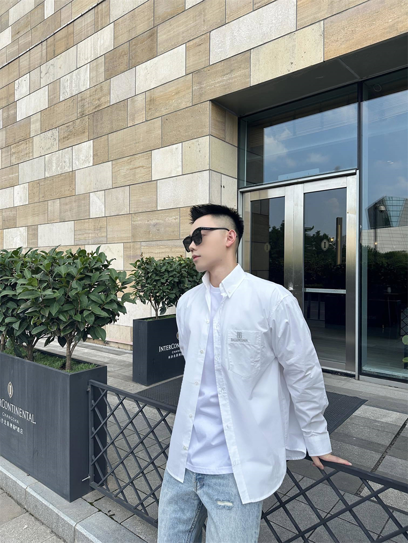 Balenciaga 발렌시아가 나노 BB 아트워크 포플린 셔츠 레플리카 6번 이미지 - 의류 | 세미샵 레플리카 사이트