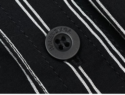 Balenciaga 발렌시아가 레이어드 셔츠 V 넥 스웨터 2컬러 레플리카 5번 이미지 - 의류 | 세미샵 레플리카 사이트