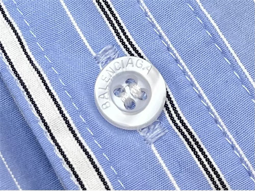 Balenciaga 발렌시아가 레이어드 셔츠 V 넥 스웨터 2컬러 레플리카 23번 이미지 - 의류 | 세미샵 레플리카 사이트