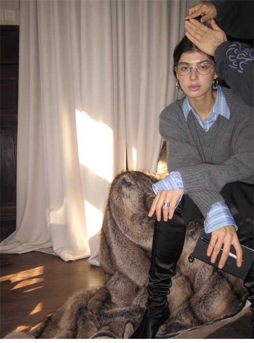 Balenciaga 발렌시아가 레이어드 셔츠 V 넥 스웨터 2컬러 레플리카 30번 이미지 - 의류 | 세미샵 레플리카 사이트