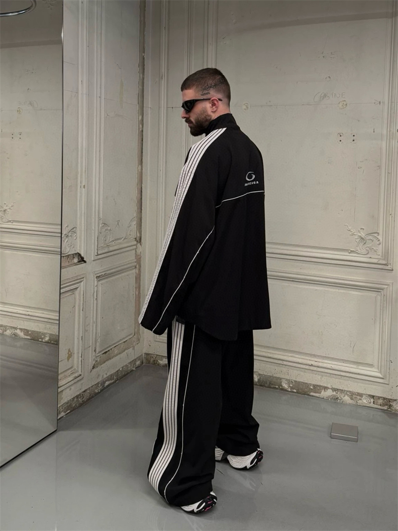 Balenciaga 발렌시아가 루프 스포츠 아이콘 스트레치 테크니컬 패브릭 트랙수트 자켓 레플리카 3번 이미지 - 의류 | 세미샵 레플리카 사이트