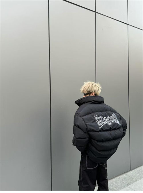 Balenciaga 발렌시아가 리버시블 Cocoon 패딩 2컬러 레플리카 20번 이미지 - 의류 | 세미샵 레플리카 사이트