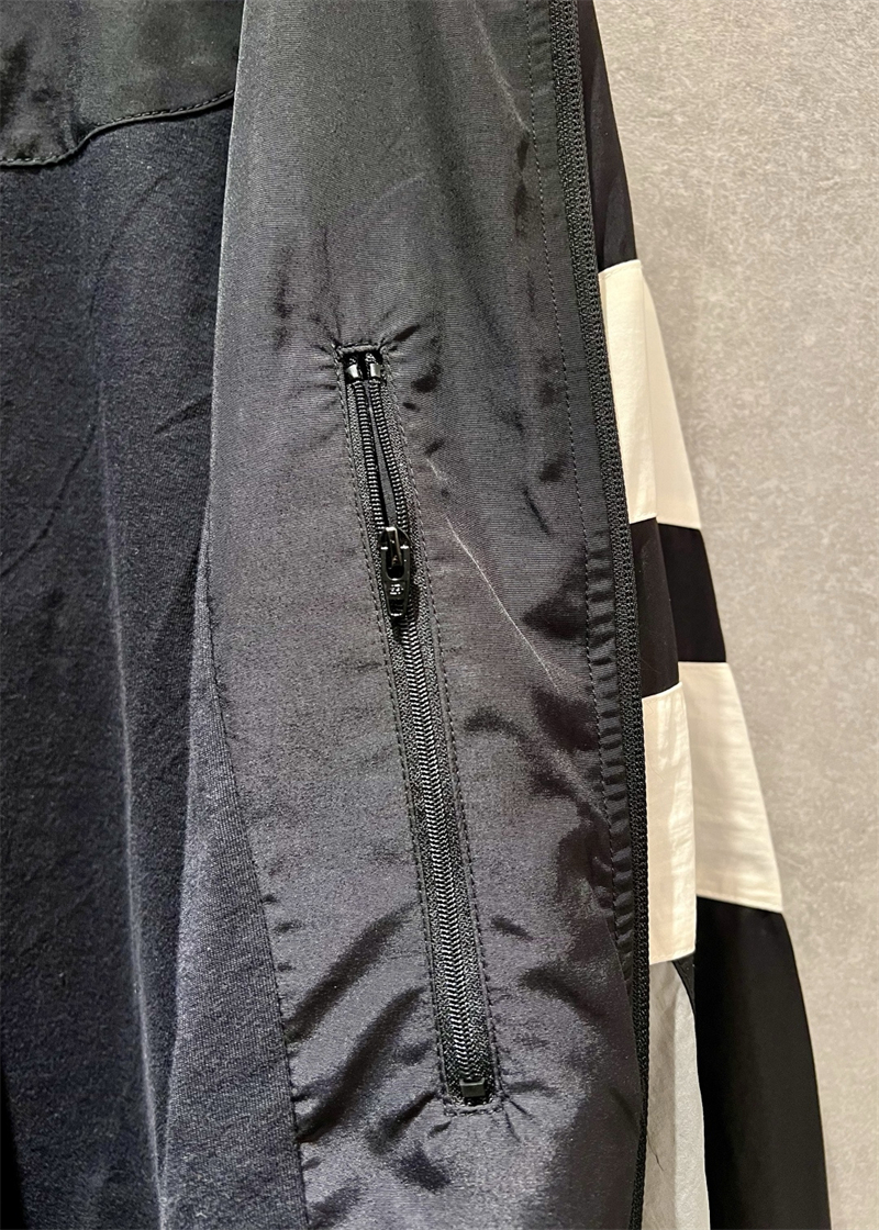 발렌시아가 발렌시아가 스포티 B 트랙 자켓 레플리카 21번 이미지 - 의류 | 세미샵 레플리카 사이트