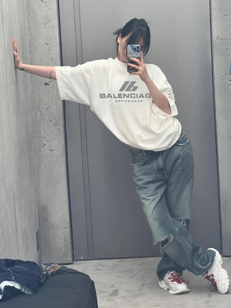 Balenciaga 발렌시아가 액티브웨어 빈티지 저지 미디엄핏 반팔 티셔츠 “2COLOR” 레플리카 6번 이미지 - 의류 | 세미샵 레플리카 사이트